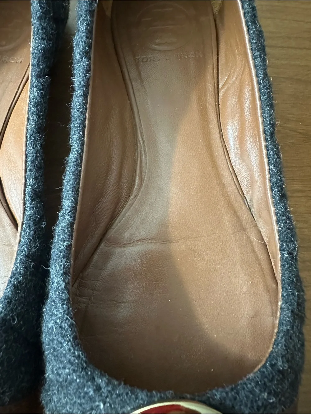 Tory Burch Two-Tone Gray Wool & Chestnut Leather Logo Parker Ballet Flats sz 8